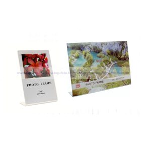 Akril műanyag képkeret 13x18 cm álló vagy fekvő 