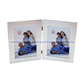   Matt ezüst fém dupla képkeret szívecskés króm díszítéssel 13x18 cm/2 db