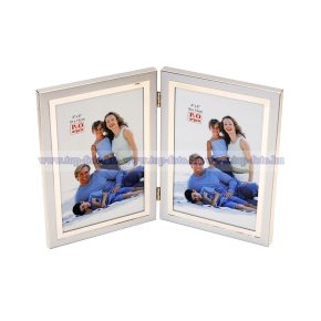   Matt ezüst fém dupla képkeret króm díszítéssel 13x18 cm