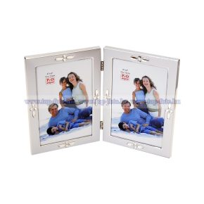   Matt ezüst fém dupla képkeret króm díszítéssel 10x15 cm