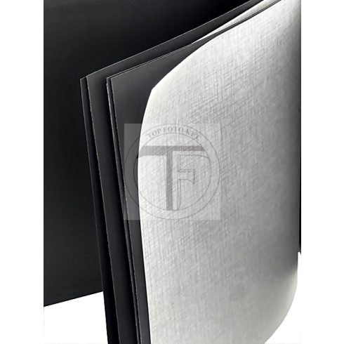 Traditionelles, selbstklebendes (Fotoecken-)Fotoalbum mit schwarzen Seiten 40 Seiten 29x29 cm