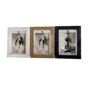 Bilderrahmen aus Kunststoff in Holzoptik, 10 x 15 cm